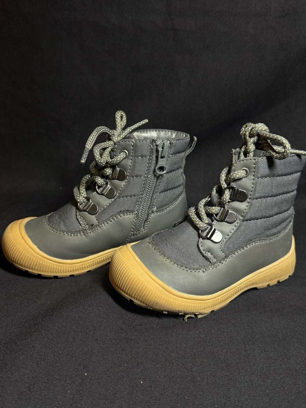 Cat & Jack Gray Kids Ankle Boots Size 7